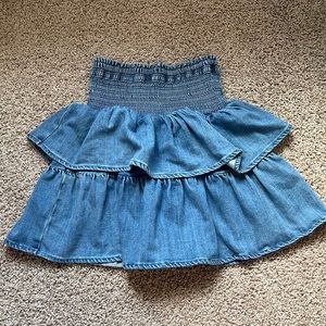 Super cute a trendy aerie denim skirt and never worn
